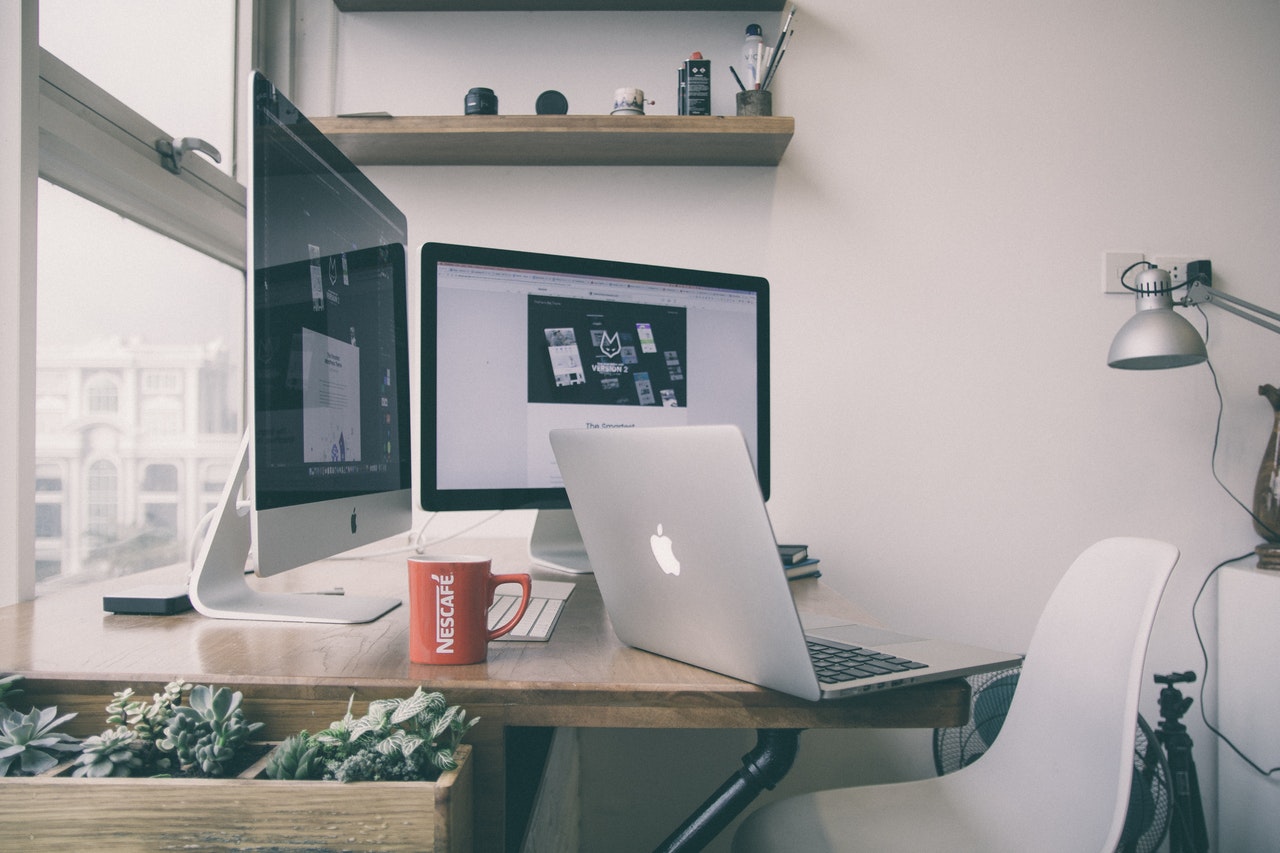 Rédacteur web salarié ou freelance ?